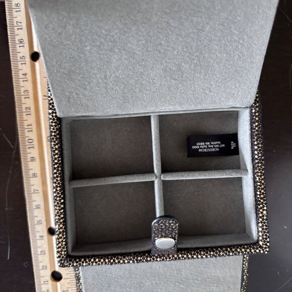 Nordstrom Jewelry Travel Case Black Sparkle, Compact Glamorous Jewelry Storage - Picture 7 of 14